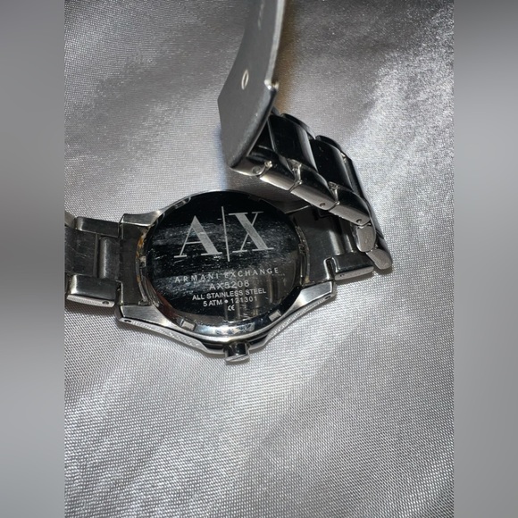 Watch - Picture 9 of 9